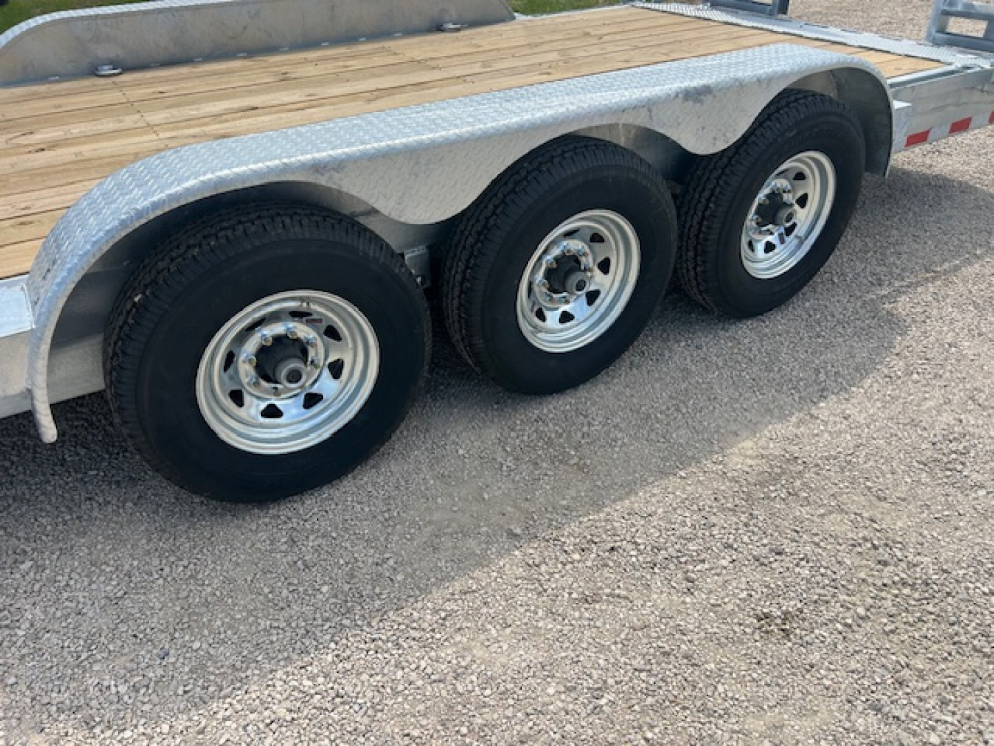 New 2026 Canada Trailers 22 ft Galvanized Triple Axle Equipment Trailer