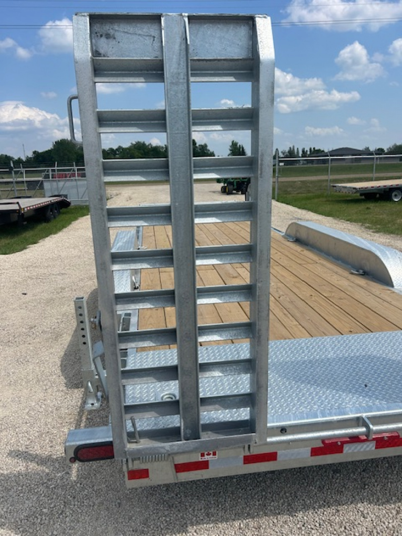 New 2026 Canada Trailers 22 ft Galvanized Triple Axle Equipment Trailer
