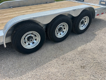 New 2026 Canada Trailers 22 ft Galvanized Triple Axle Equipment Trailer