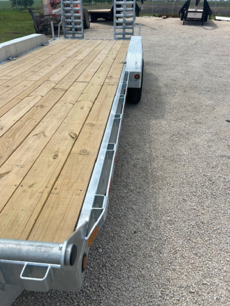 New 2026 Canada Trailers 22 ft Galvanized Triple Axle Equipment Trailer