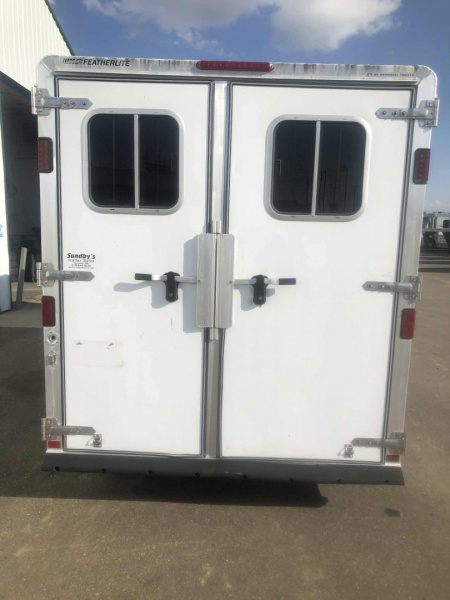 Used 2008 Featherlite 9409 3H