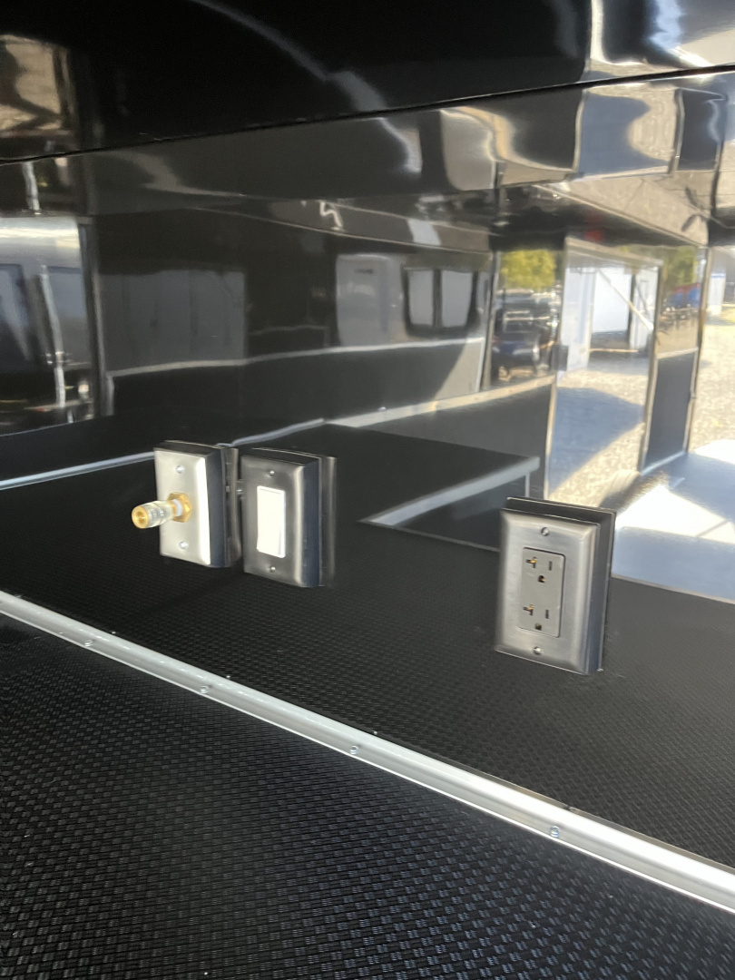 New 2026 Haulmark EDGE 28 Race Trailer With New Sportsman Plus Package And Premium Escape Door