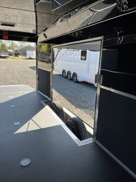 New 2026 Haulmark EDGE 28 Race Trailer With New Sportsman Plus Package And Premium Escape Door