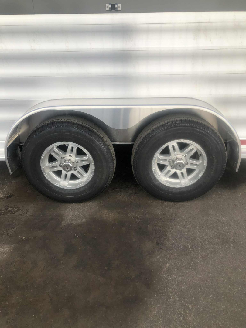 New 2026 Featherlite Trailer 9400 3H