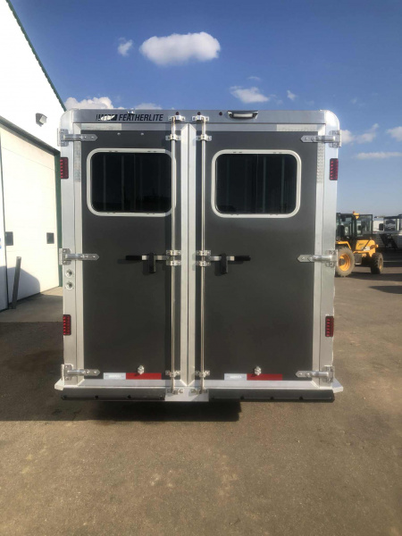 New 2026 Featherlite Trailer 9400 3H