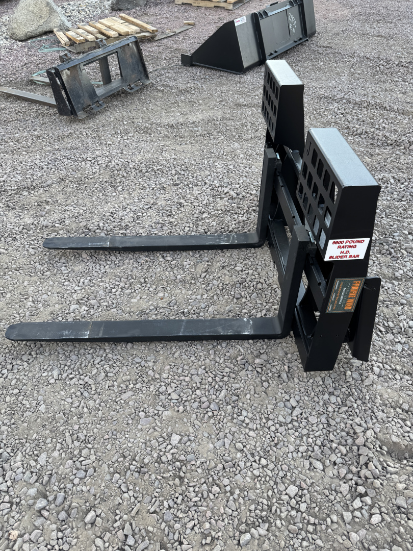 New 2026 Jenkins Iron and Steel Pallet Forks Attachment