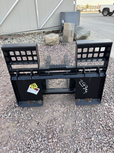 New 2026 Jenkins Iron and Steel Pallet Forks Attachment