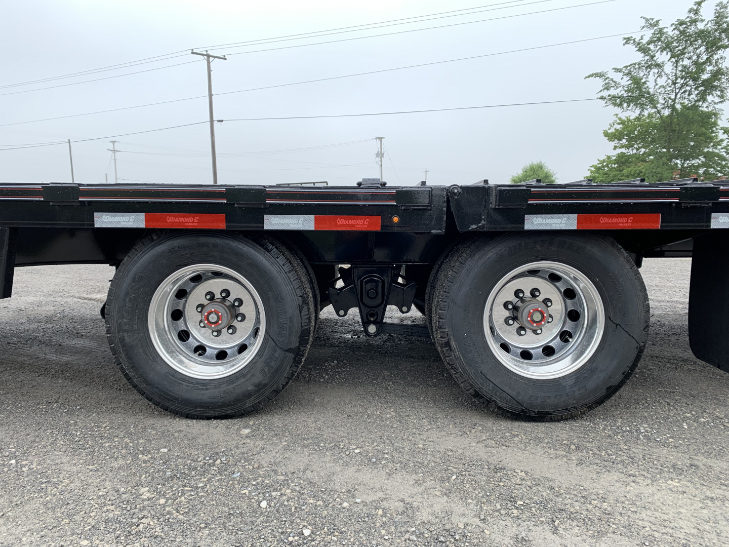 New 2026 Diamond C Trailers FMAX212L32X102HDT (32' X 102") 25.9K (Pacesetter Ed.) Hydraulic Dovetail Flatbed Trailer