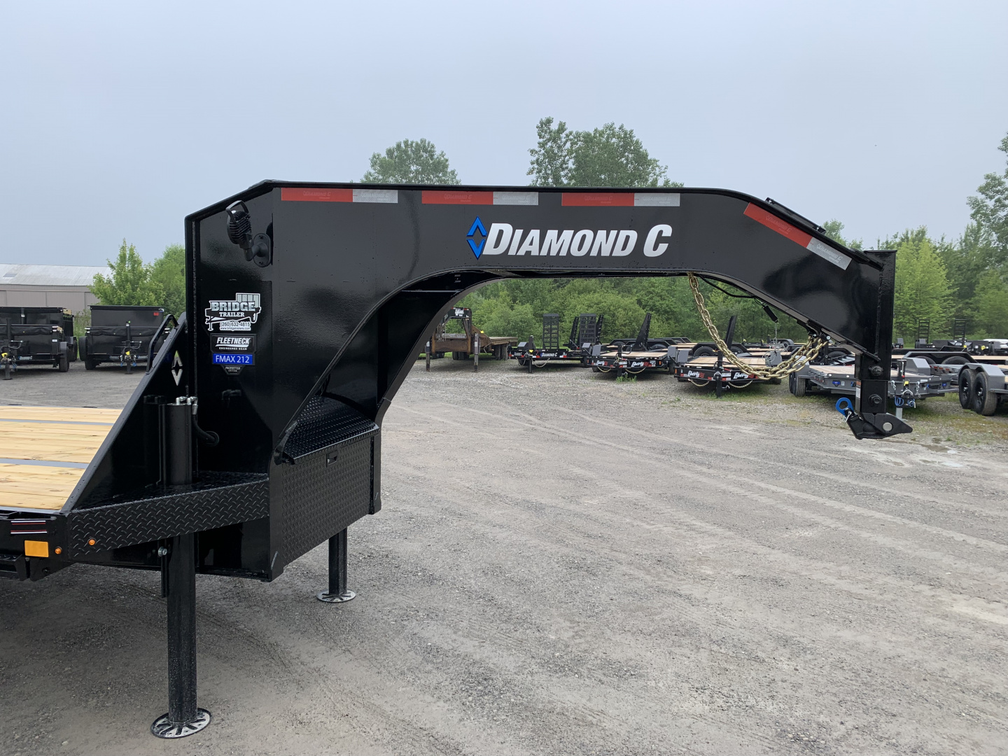 New 2026 Diamond C Trailers FMAX212L32X102HDT (32' X 102") 25.9K (Pacesetter Ed.) Hydraulic Dovetail Flatbed Trailer