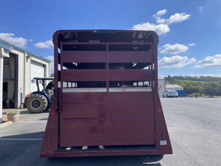 Used 2024 Valley Trailers 6'8"X12'x7'6" Horse Trailer