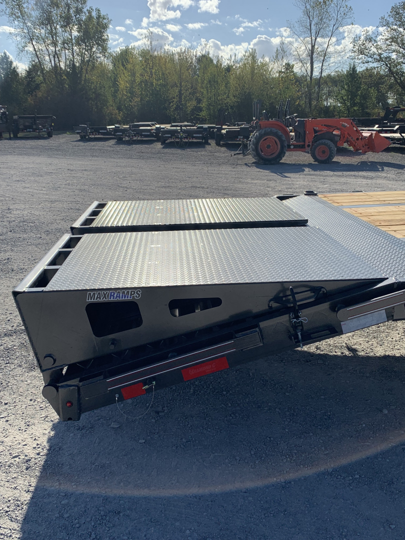 New 2026 Diamond C Trailers FMAX212L35X102MR (30' + 5' X 102") 25.9K Max Ramp (Pacesetter Ed.) Flatbed Trailer