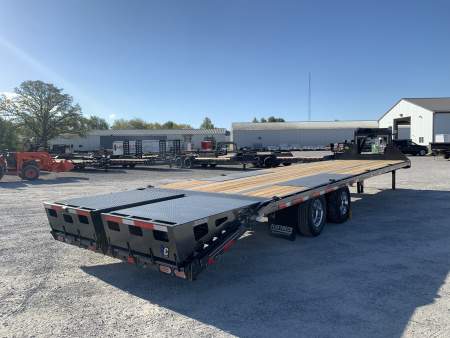 New 2026 Diamond C Trailers FMAX212L35X102MR (30' + 5' X 102") 25.9K Max Ramp (Pacesetter Ed.) Flatbed Trailer