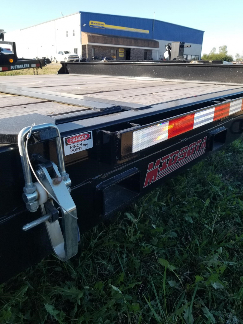 New 2025 Midsota TB-20 Tilt Trailer