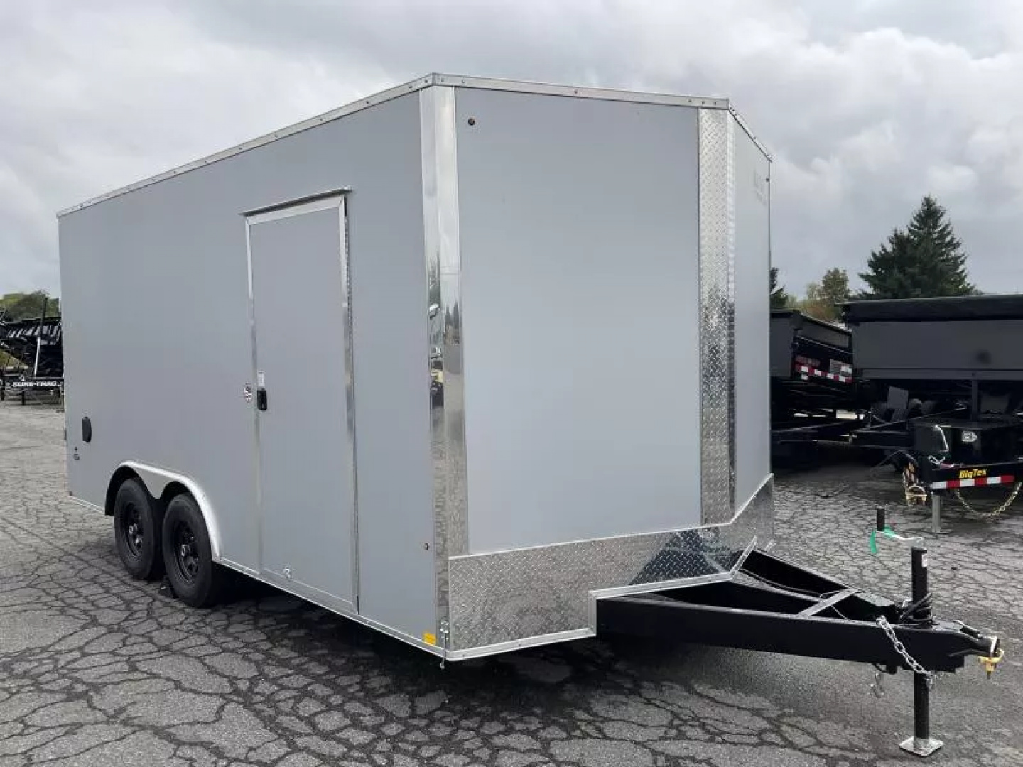 New 2026 Look Trailers 8.5x16 10K RAMP DOOR ST DLX Cargo / Enclosed Trailer