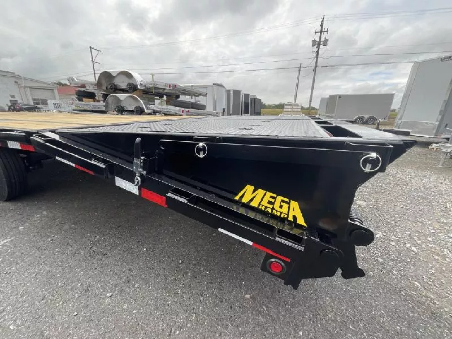 New 2026 Big Tex Trailers 8.5x35 (30+5) 17.5K Gooseneck Deckover Trailer
