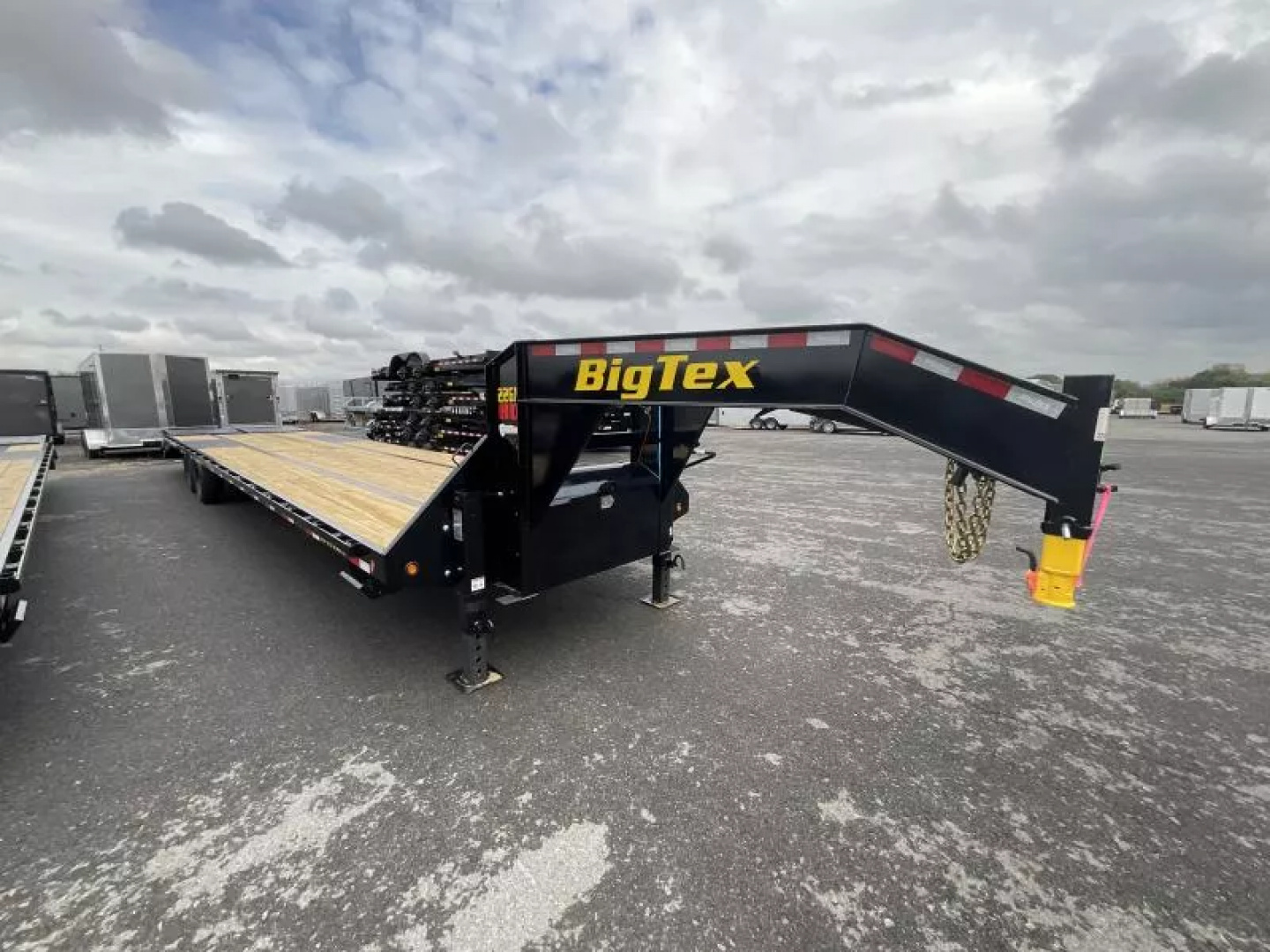 New 2026 Big Tex Trailers 8.5x40 (35+5) 23.9K Deckover Trailer