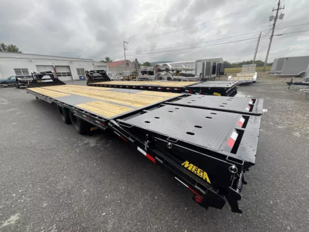 New 2026 Big Tex Trailers 8.5x40 (35+5) 23.9K Deckover Trailer
