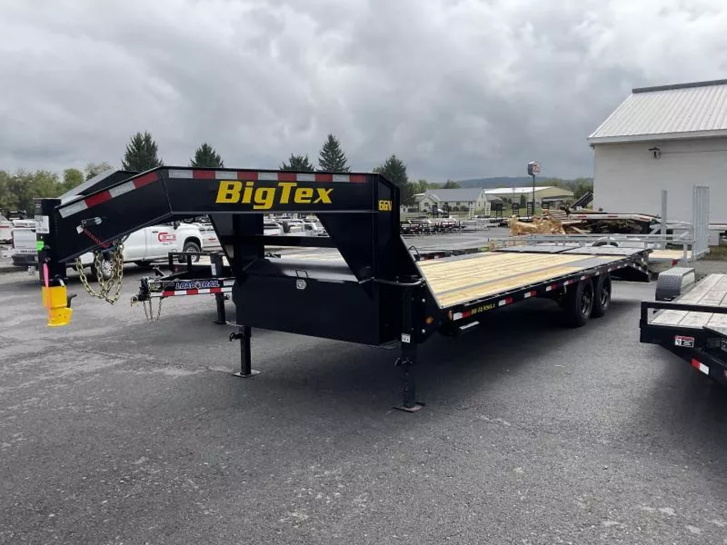 New 2026 Big Tex Trailers 8.5x25 (20+5) 17.5K Gooseneck Deckover Trailer