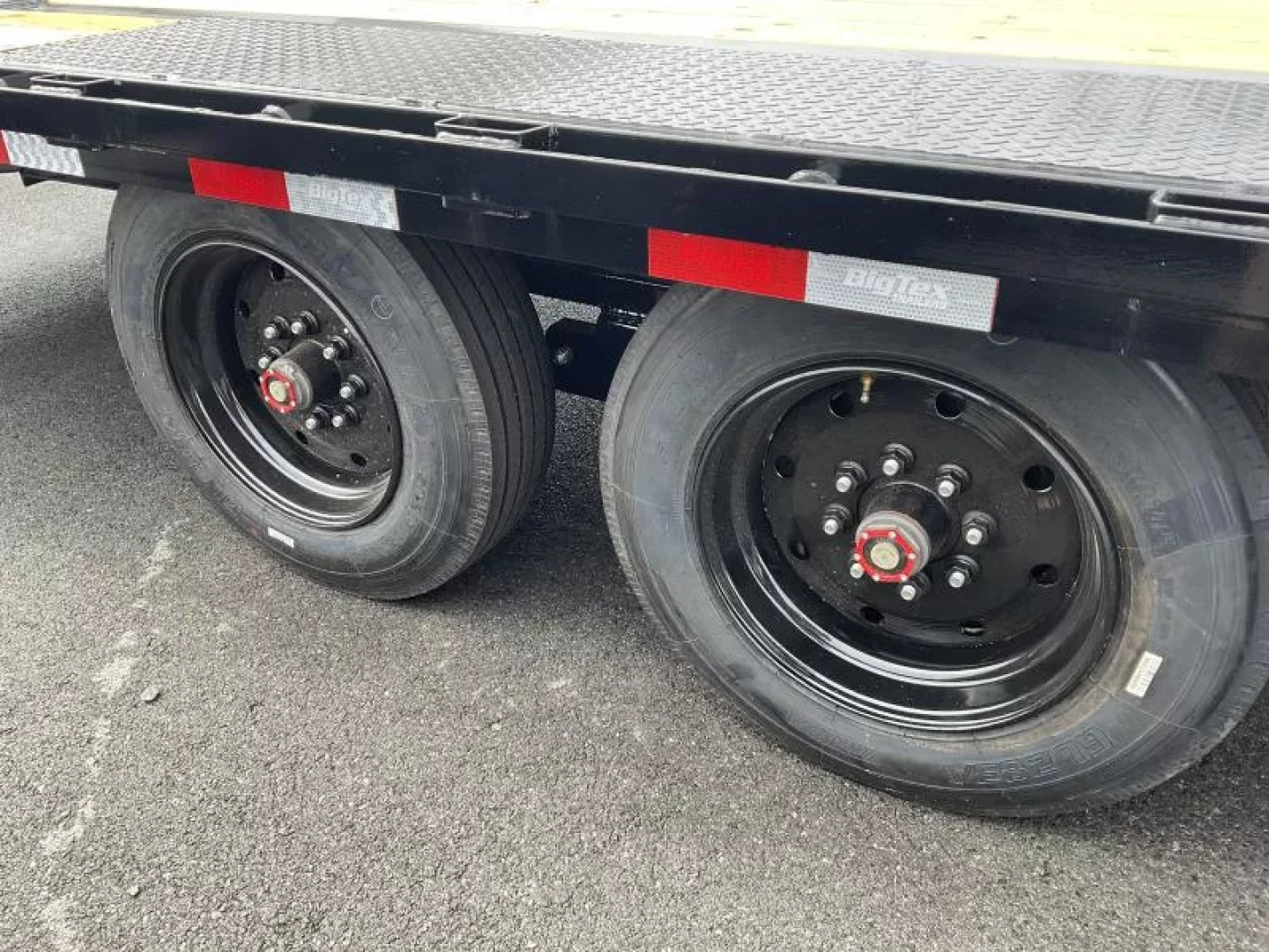 New 2026 Big Tex Trailers 8.5x25 (20+5) 17.5K Gooseneck Deckover Trailer