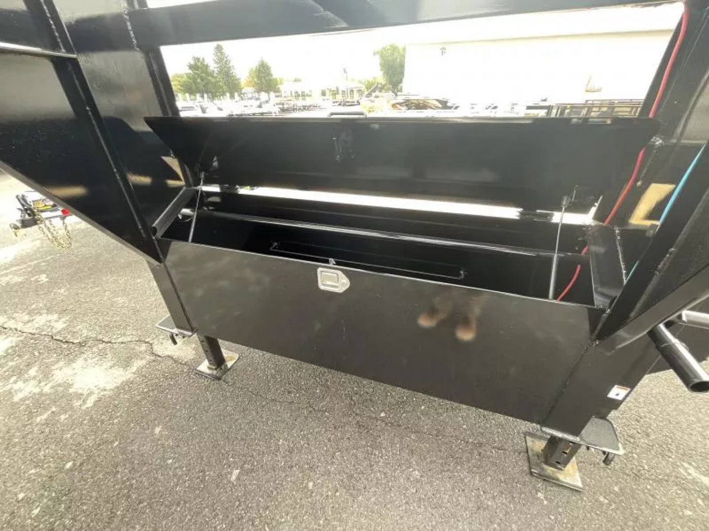 New 2026 Big Tex Trailers 8.5x25 (20+5) 17.5K Gooseneck Deckover Trailer