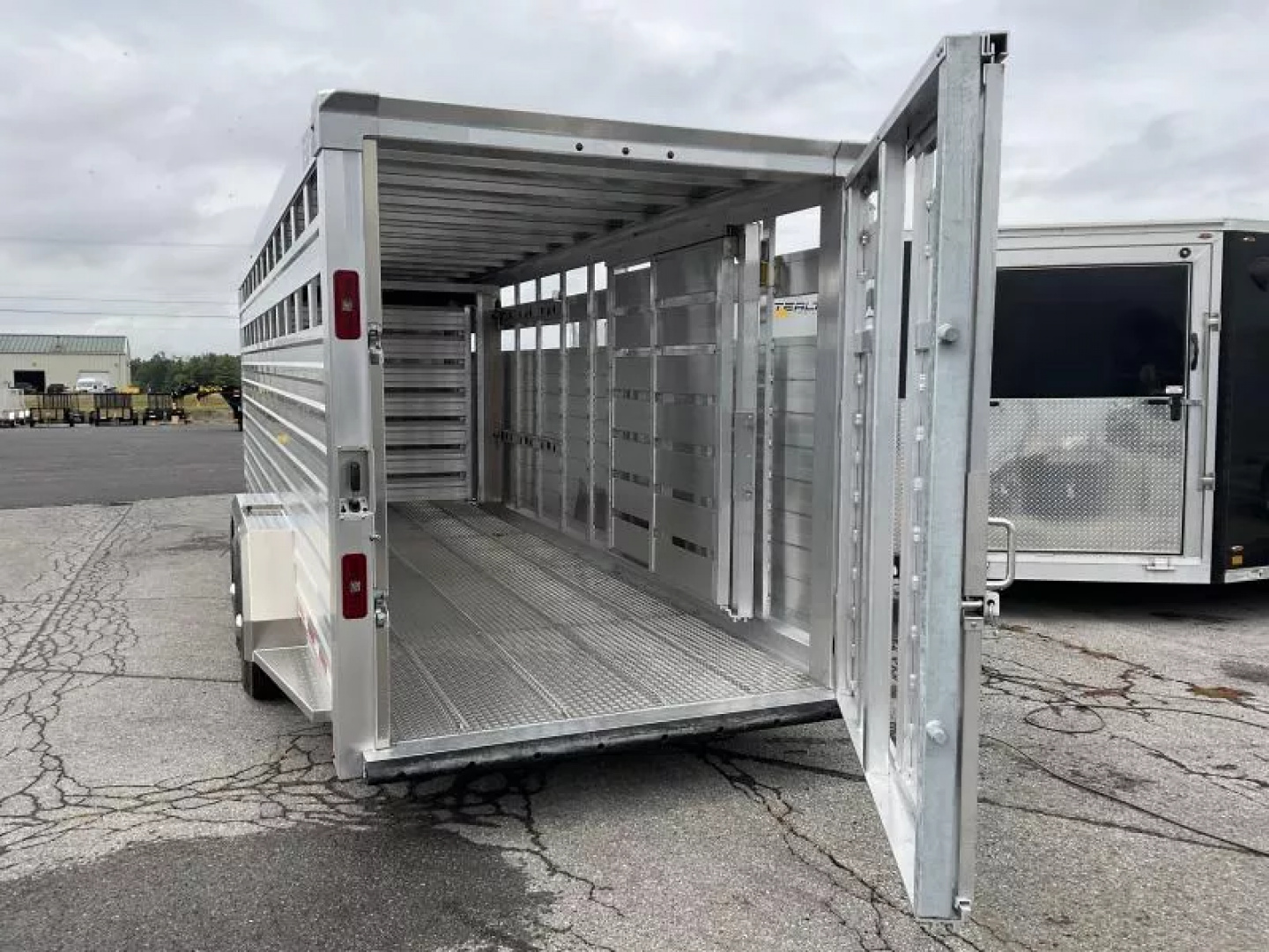 New 2026 EBY 83x24 Gooseneck Stock Trailer