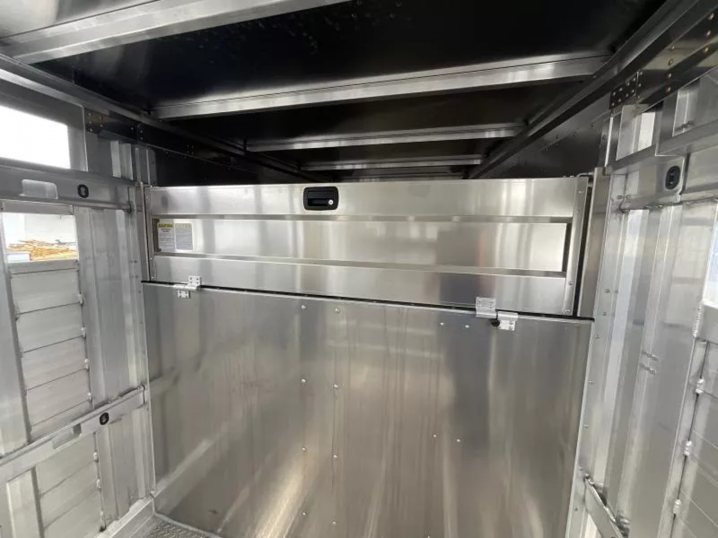 New 2026 EBY 83x24 Gooseneck Stock Trailer