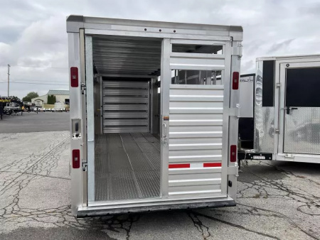 New 2026 EBY 83x24 Gooseneck Stock Trailer