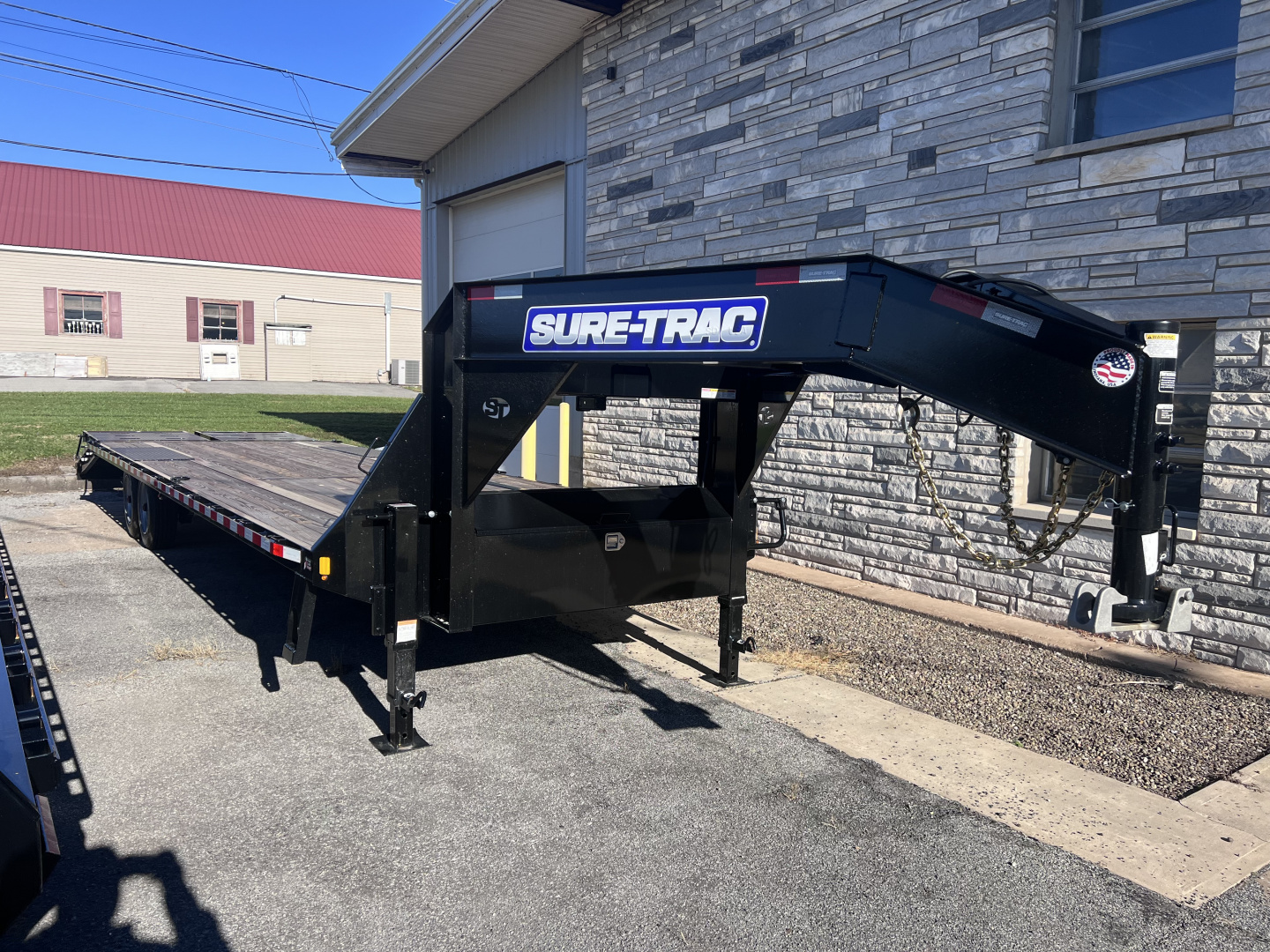 New 2026 Sure-Trac 8.5X30 17.6K GN Deckover Trailer