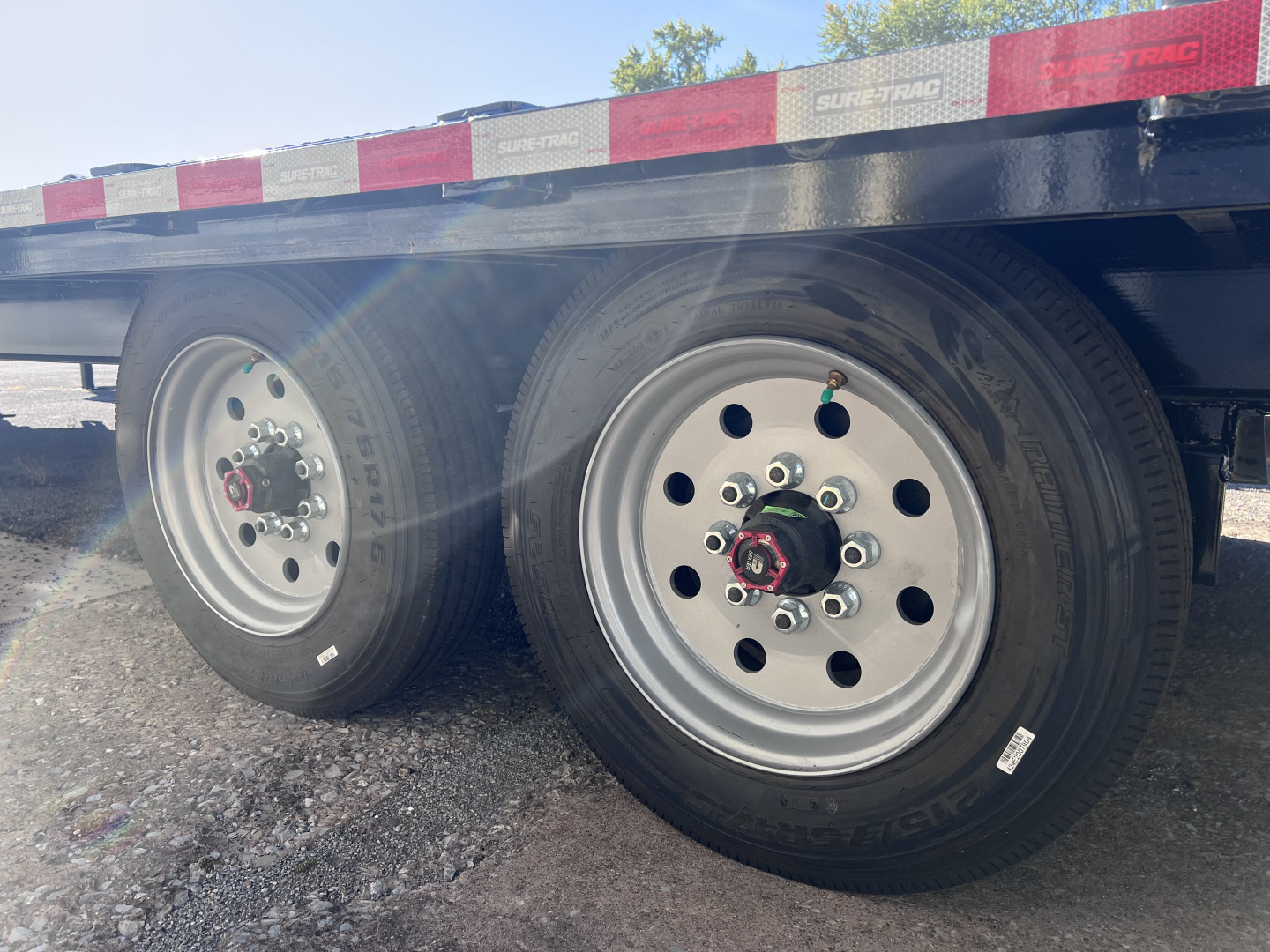 New 2026 Sure-Trac 8.5X30 17.6K GN Deckover Trailer