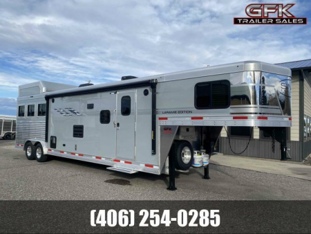 New 2026 SMC Laramie 3 Horse 14' Living Quarter Trailer