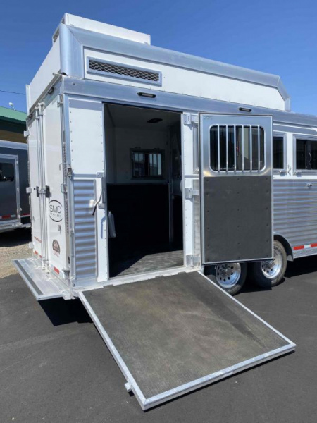 New 2023 SMC Laramie 4 Horse Side Load 14' LQ Trailer