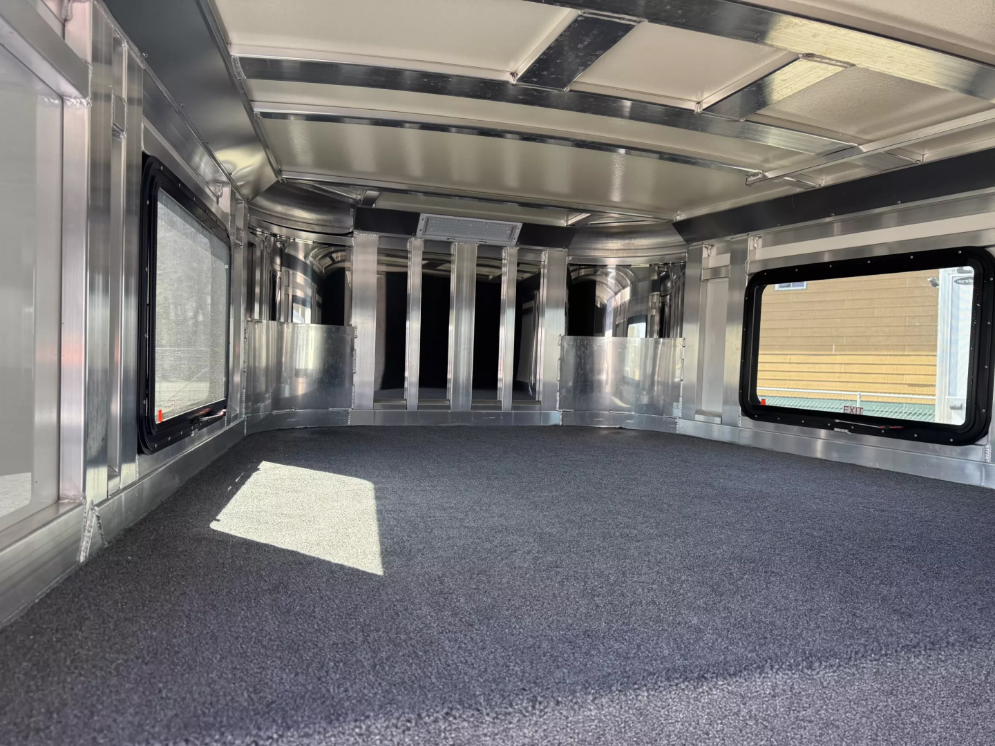 New 2025 Cimarron Norstar 5 Horse Trainer Trailer