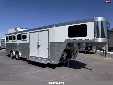 New 2025 Cimarron Norstar 5 Horse Trainer Trailer