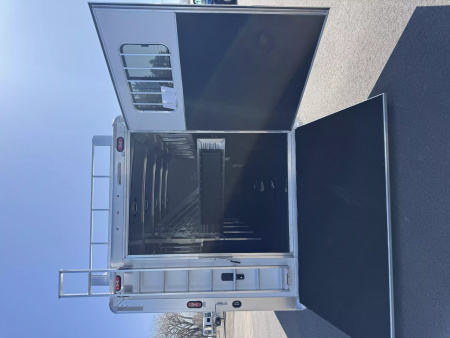 New 2025 Cimarron Norstar 5 Horse Trainer Trailer
