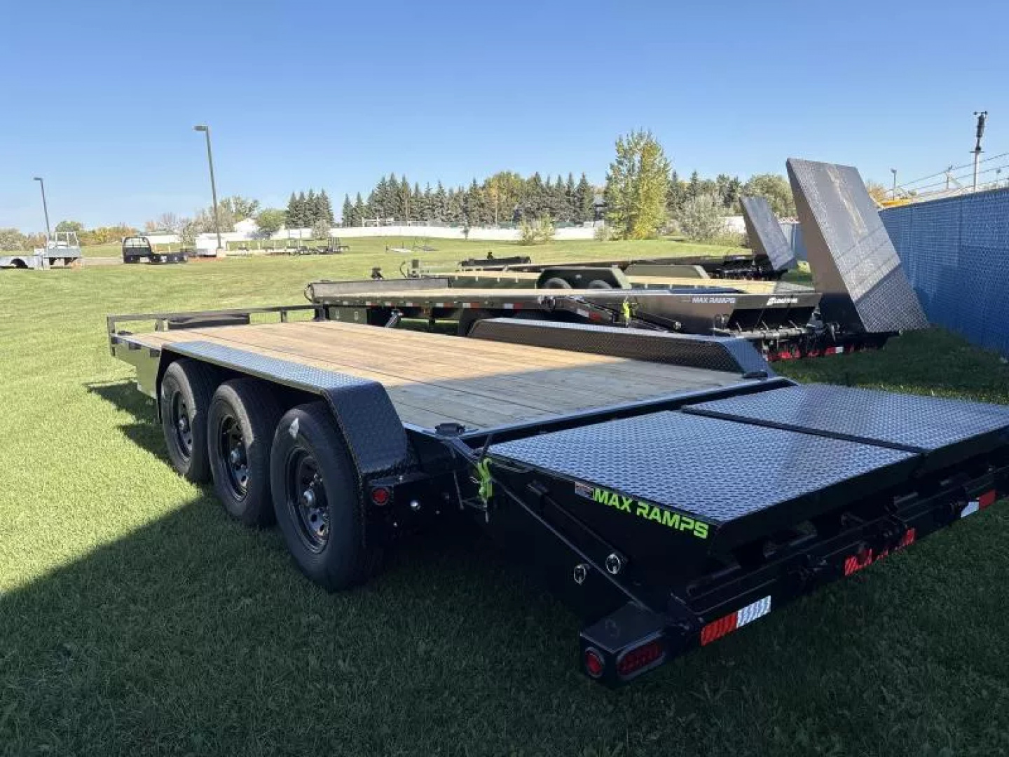 New 2026 Load Trail CH21 83 x 22 (CH8322073) Triple 7K Axles  Equipment Trailer