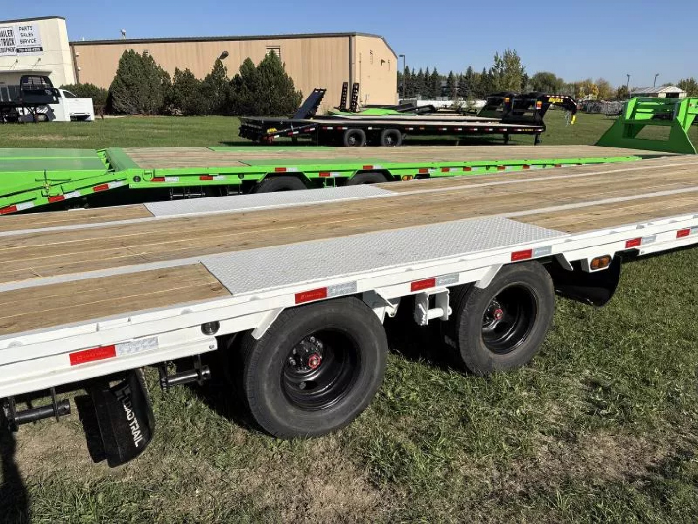 New 2026 Load Trail GP24 102x40 Tandem 12K (GP0240122) Deckover Trailer