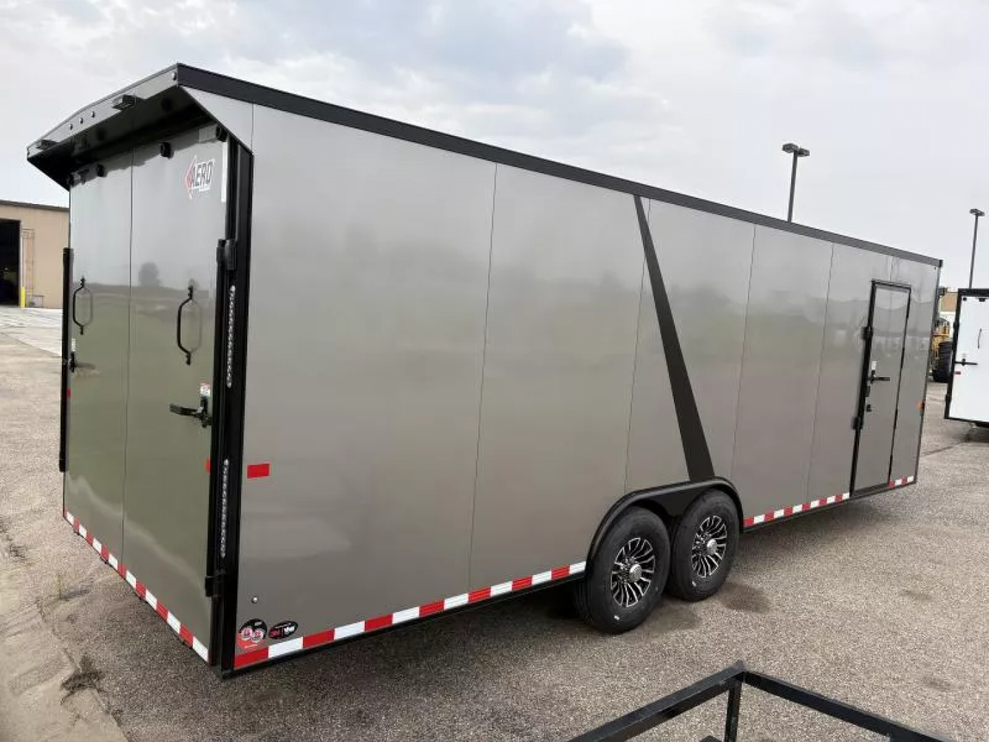 New 2026 Aero Trailers 8.5X24 14K V NOSE 14PLY TIRES W/ ETRACK Cargo / Enclosed Trailer