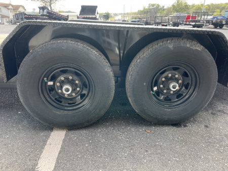 Used 2025 Sure-Trac 82"X18' Tilt Equipment Trailer