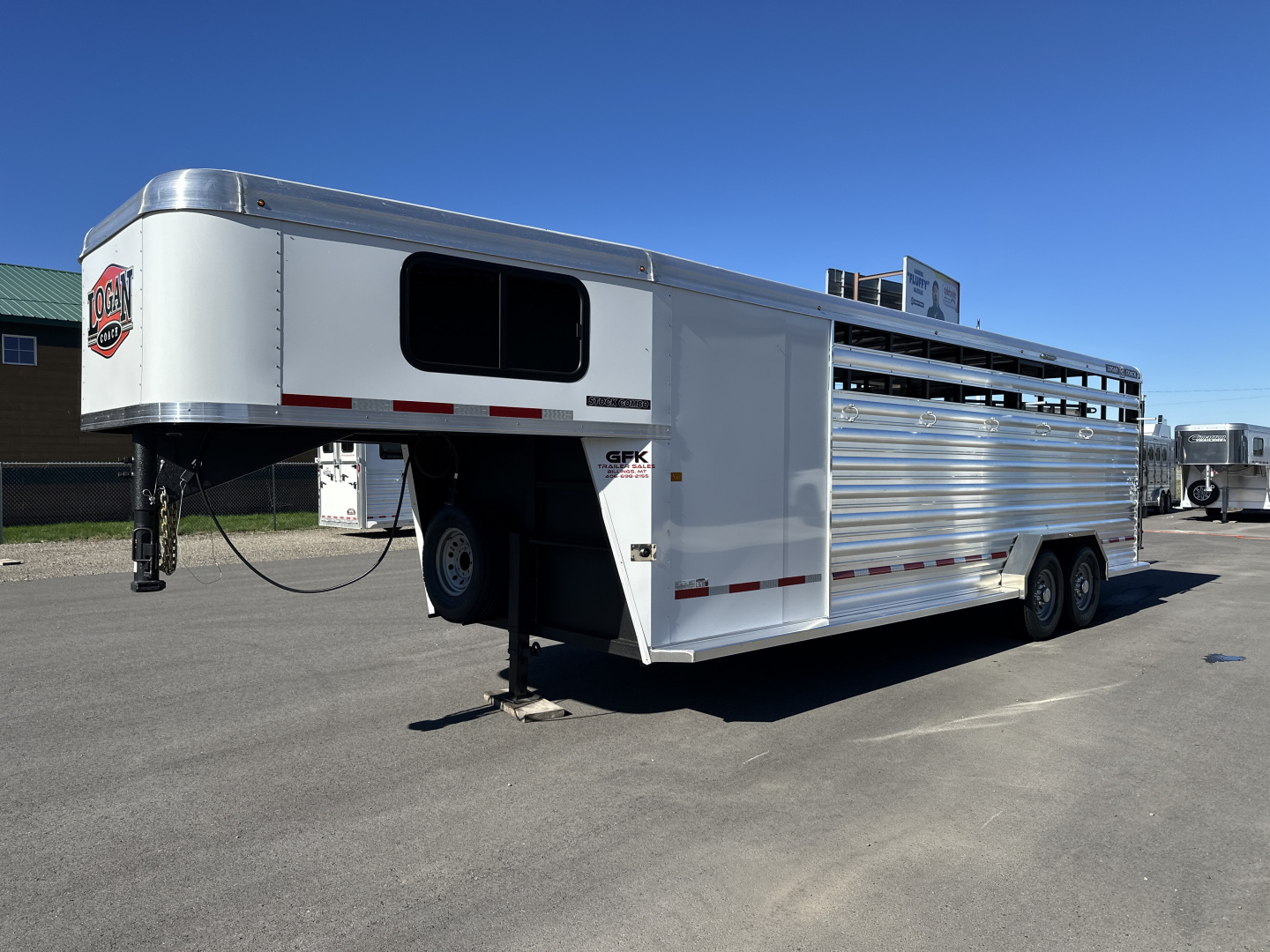 New 2026 Logan Coach 24' Stock Combo Trailer