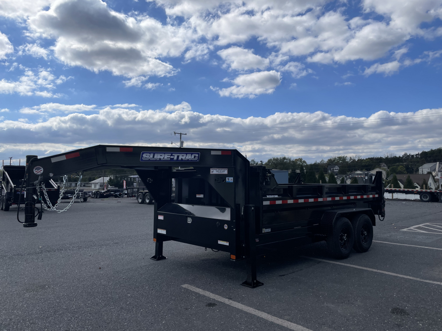 New 2026 Sure-Trac 7X14 Gooseneck Dump Trailer with Hydraulic Jacks & 7 Gauge Floor
