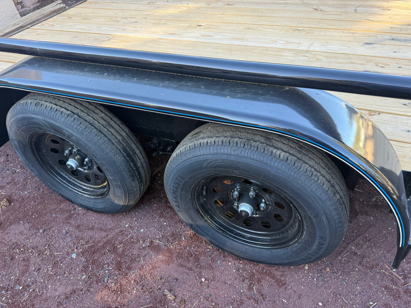 New 2026 Top Hat Trailers 83X16 Pipe Rail Utility Flatbed Trailer Pull out Ramps