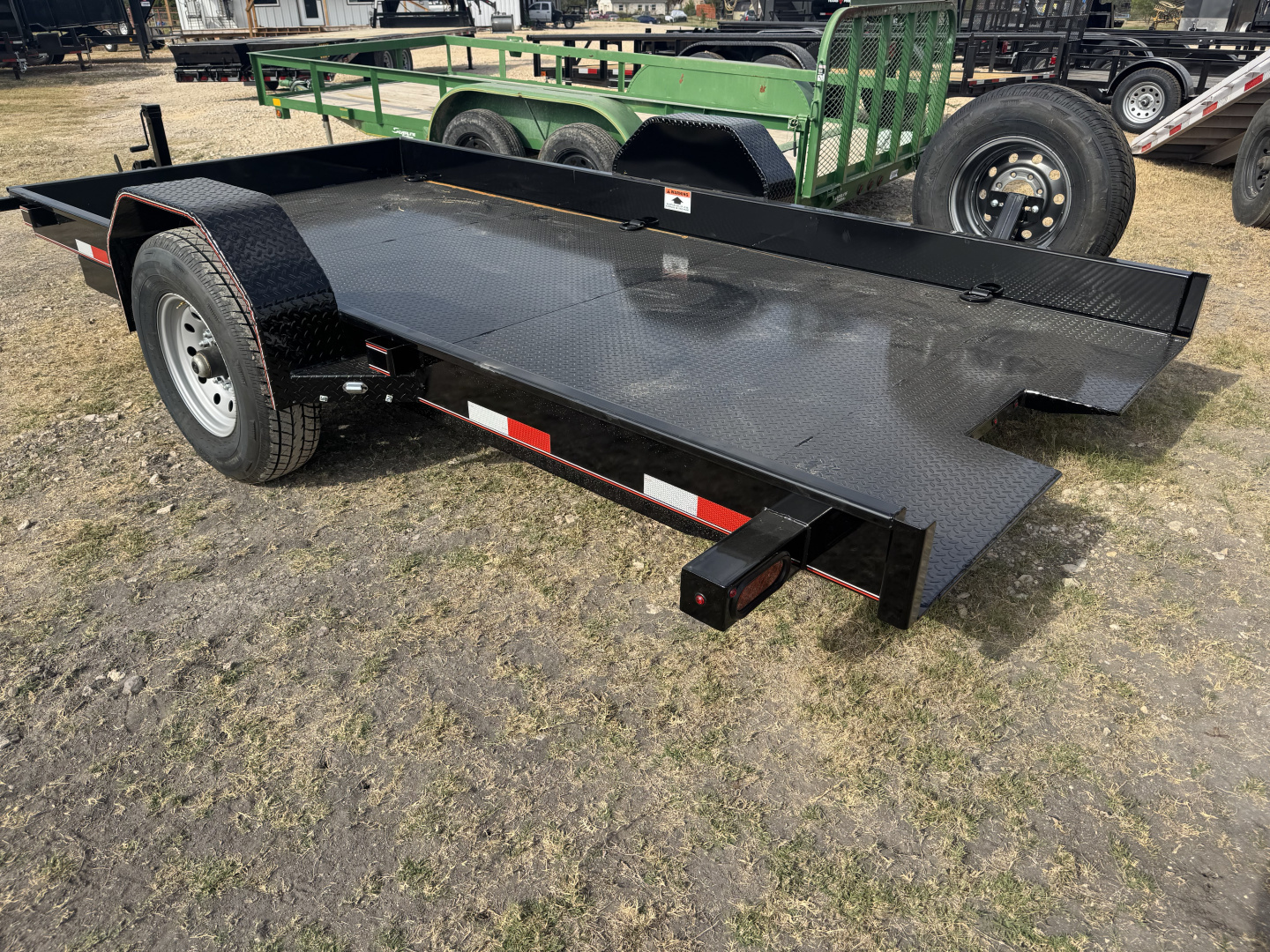 New 2026 Diamond T 7914SLT Tilt Trailer