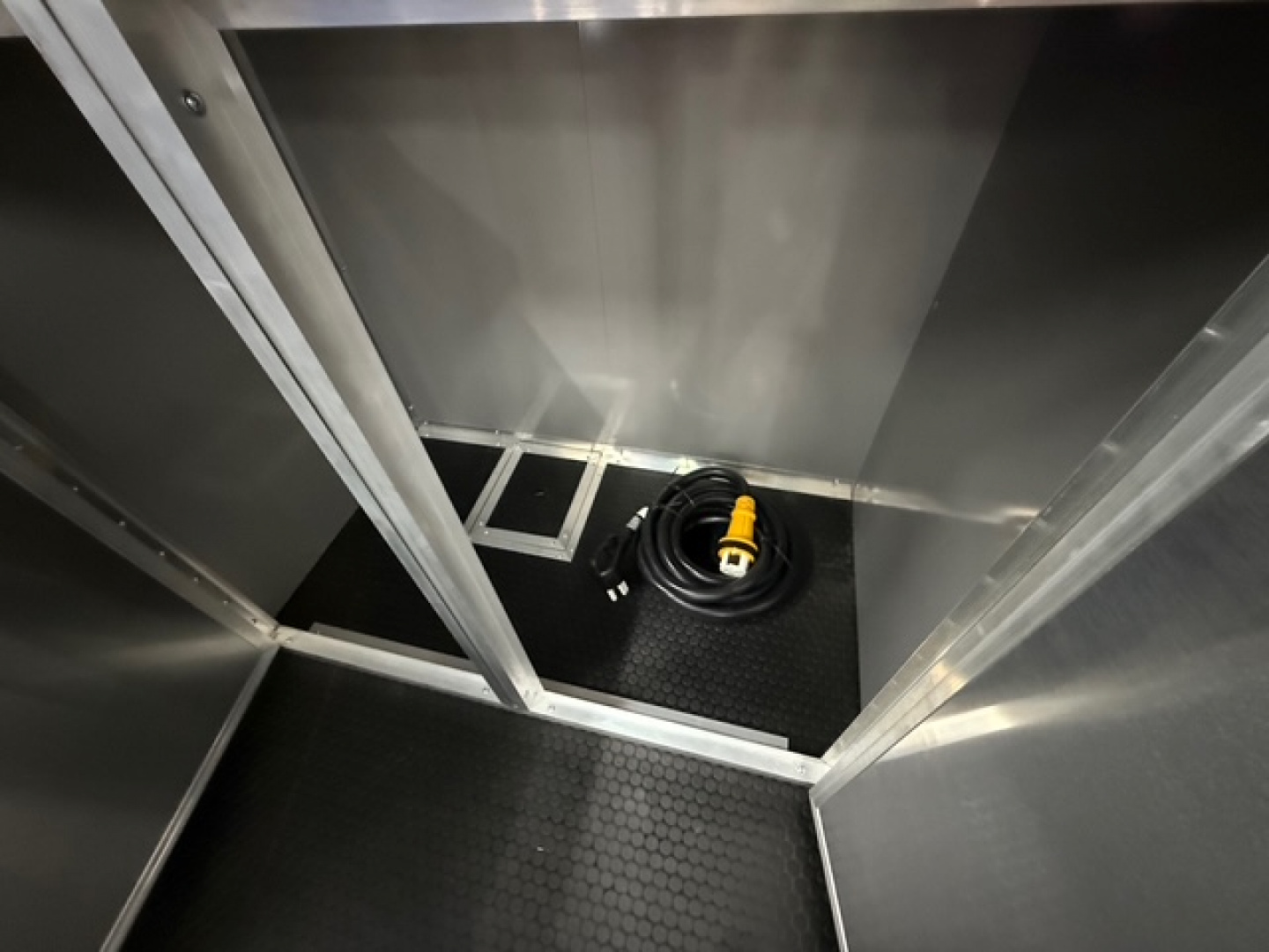 New 2025 RC TRAILERS 8.5X34 RACE TRAILER