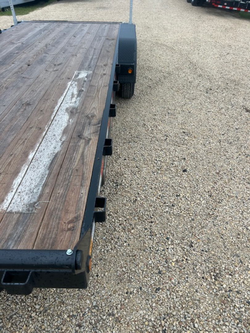 New 2025 Canada Trailers 20ft Car Hauler