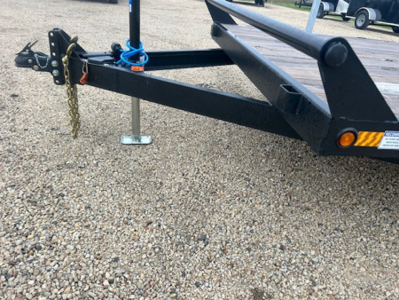 New 2025 Canada Trailers 20ft Car Hauler