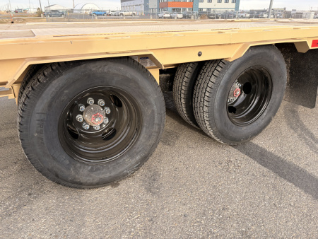 FHZ 102''X 30' LOW-PRO GOOSE W/ MOUNTAIN RAMPS 25000 GVWR - Image 4