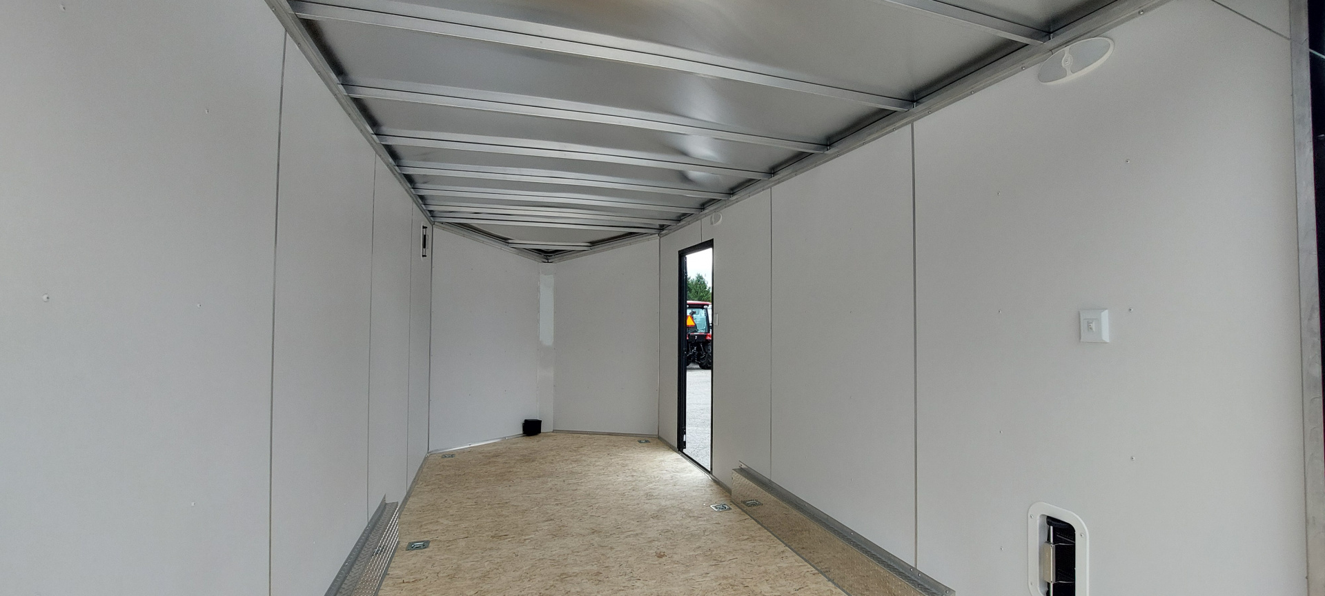 New 7.5 X 16 CARGO ENCLOSED ALL ALUMINUM 2026 LIGHTNING POLYCOR EXTERIOR