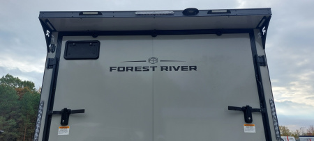 New 7.5 X 16 CARGO ENCLOSED ALL ALUMINUM 2026 LIGHTNING POLYCOR EXTERIOR