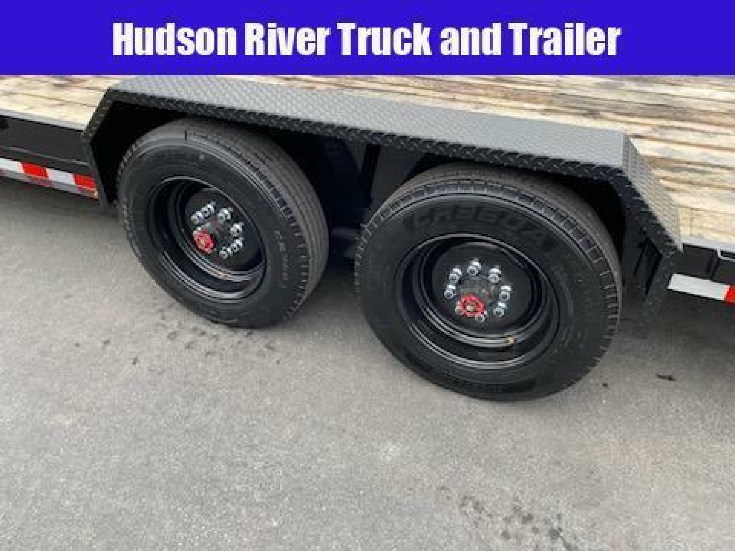 New 2025 Cam Superline P8CAM22C 8.5X22 TA Equipment Trailer