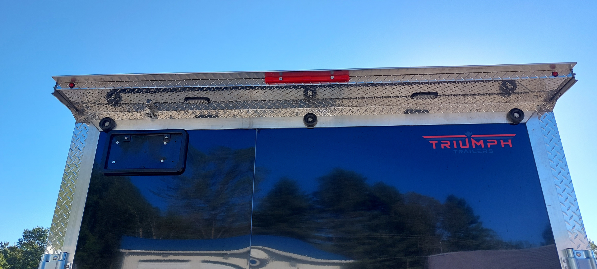 New 7 X 12 CARGO ENCLOSED 2026 TRIUMPH ALUMINUM EXTERIOR W/GALVANIZED FRAME